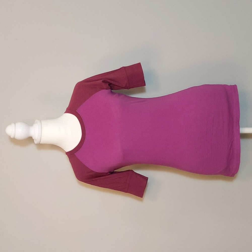 Two-Tone Raglan Tee - Picture 4 of 9